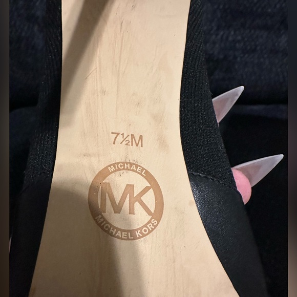 Michael Kors Vicky Bootie - Size 7.5 - Picture 5 of 6